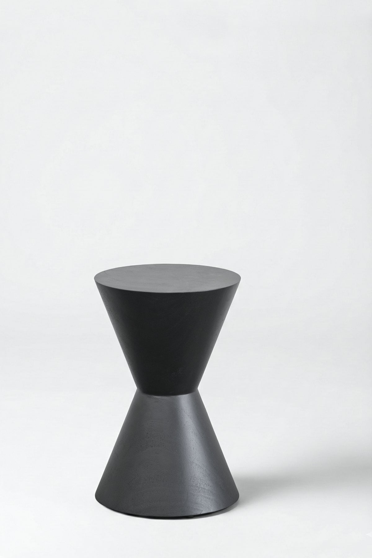 The Accents Collection | Hour Glass Negro